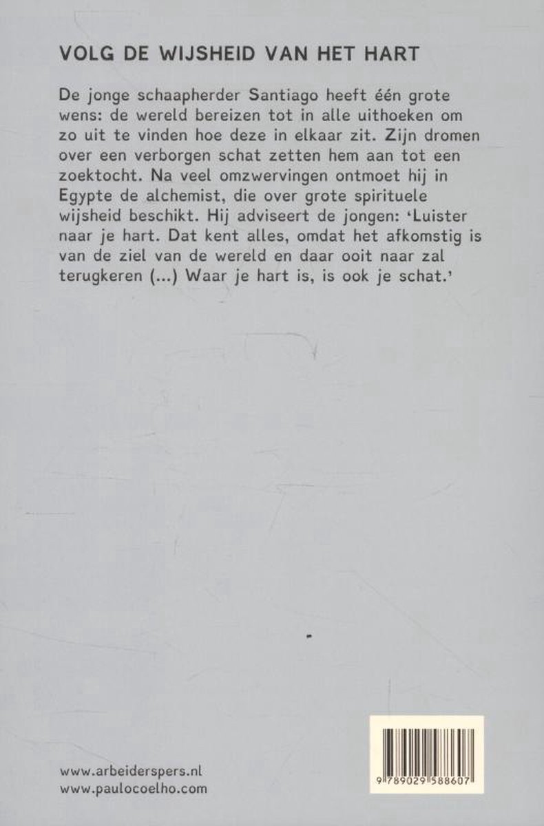 Achterkant van het boek "De alchemist" van Paulo Coelho met een samenvatting en productinformatie.