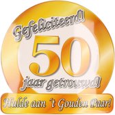 Huldebord 50 jaar getrouwd - jubileum - goud - karton - bruiloft - versiering/feestartikelen - 50 cm
