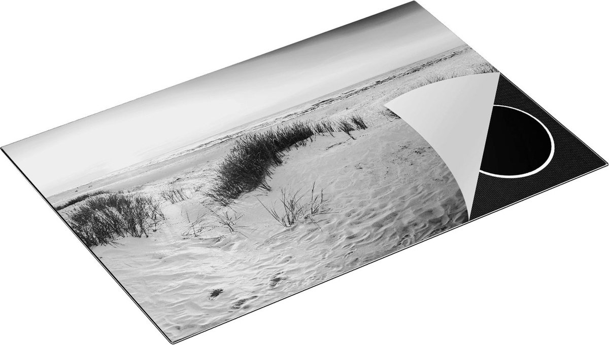 Chefcare Inductie Beschermer Strand en Duinen tijdens Zonsondergang - Zwart Wit - 80x55 cm - Afdekplaat Inductie - Kookplaat Beschermer - Inductie Mat
