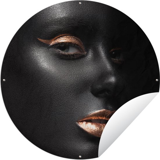 Tuincirkel Profiel van een vrouw met gouden make-up op een zwarte achtergrond - Tuinposter