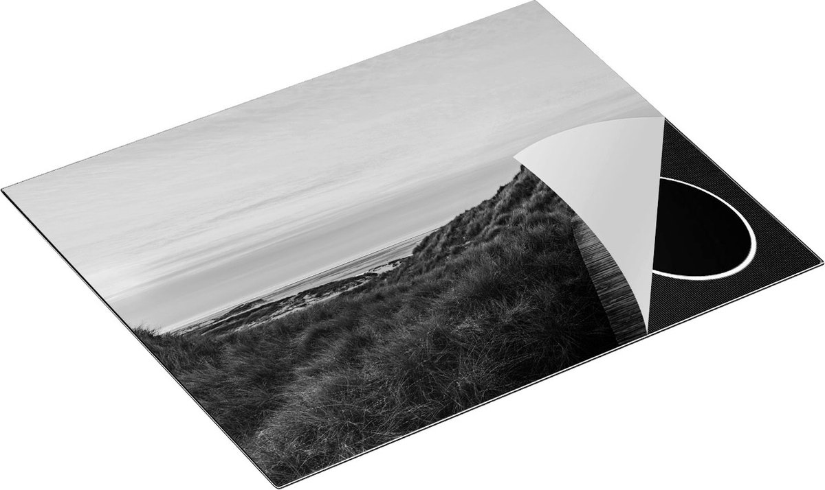Chefcare Inductie Beschermer Lange Voetpad door de Duinen - Zwart Wit - 65x52 cm - Afdekplaat Inductie - Kookplaat Beschermer - Inductie Mat