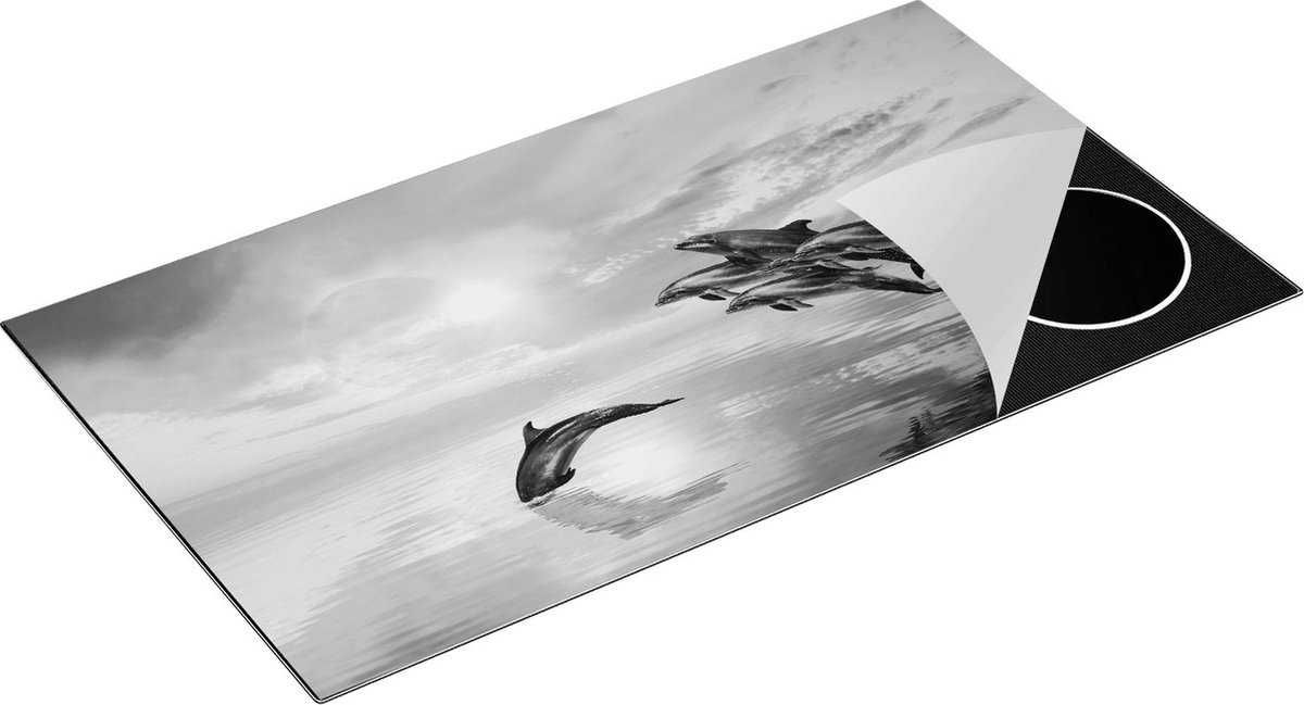 Chefcare Inductie Beschermer Groep Dolfijnen Springen uit het Water - Zwart Wit - 95x55 cm - Afdekplaat Inductie - Kookplaat Beschermer - Inductie Mat