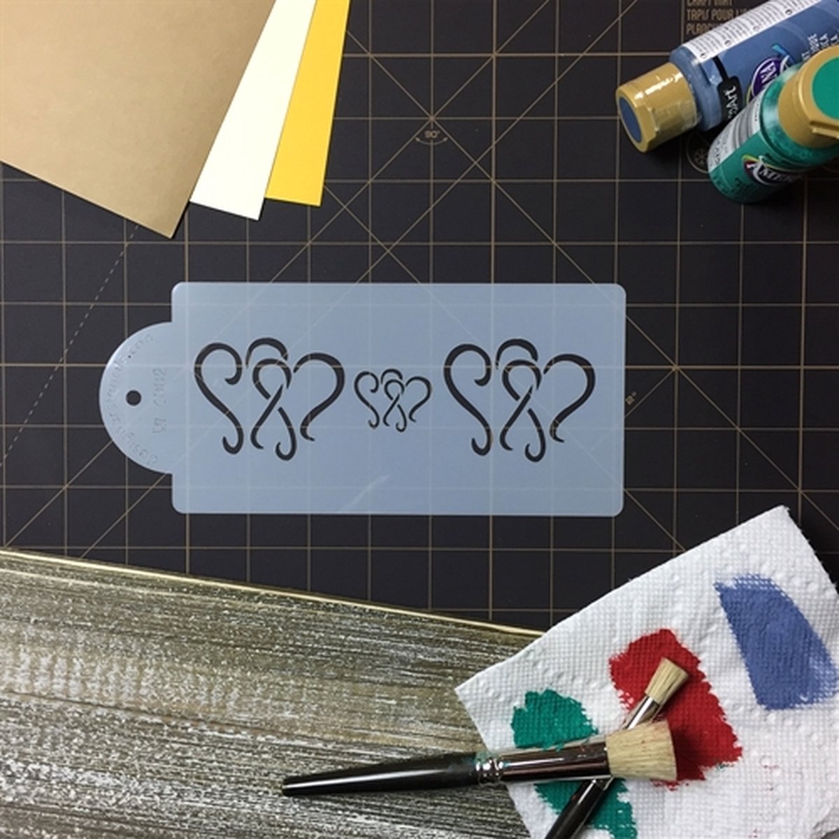 Designer Stencils - Culinair stencil met harten - Dancing Hearts