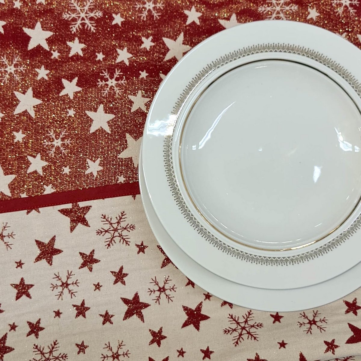 Glanzend Rechthoekig Tafelkleed Goud Lurex voor Kerst en Feest - Vele Maten Beschikbaar