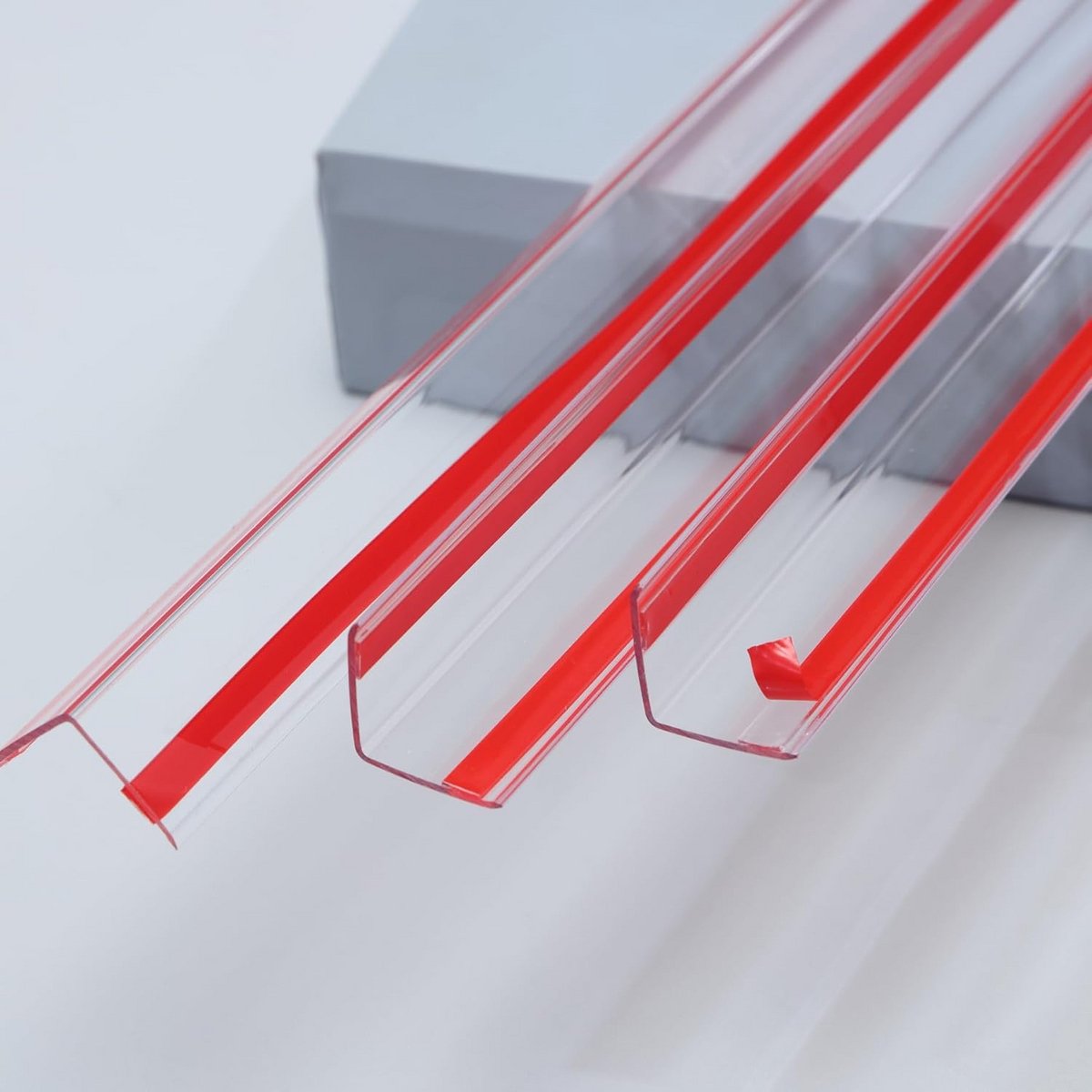 Peel and Stick L-vormhoekbeschermers voor Wand- en Deurbescherming – 90° Hoek – 3 Stuks