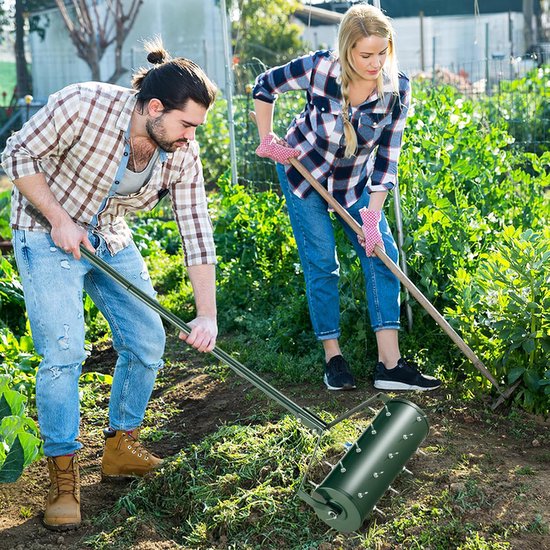 KOMFOTTEU Gazonbeluchter 45 x 130 cm - handverticuteermachine - met steel en spijkers van 3,4 cm - rollende aerificeerder - voor tuin, binnenplaats, terras - Gazonwals van KOMFOTTEU — afbeelding 2