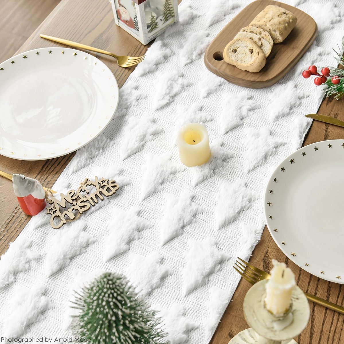 Witte Pluche Kerst Tafelloper met Kunstbont voor Winterfeest Decoratie 33 x 183 cm