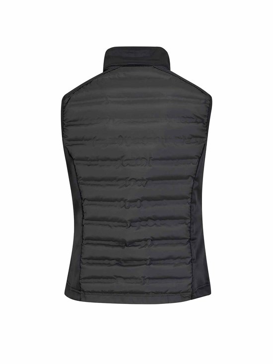 Achterkant van een zwarte, gewatteerde bodywarmer voor dames van Bjørnson met ritssluiting.