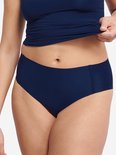 Mannequin portant une culotte taille haute bleu foncé sloggi ZERO Feel 2.0.