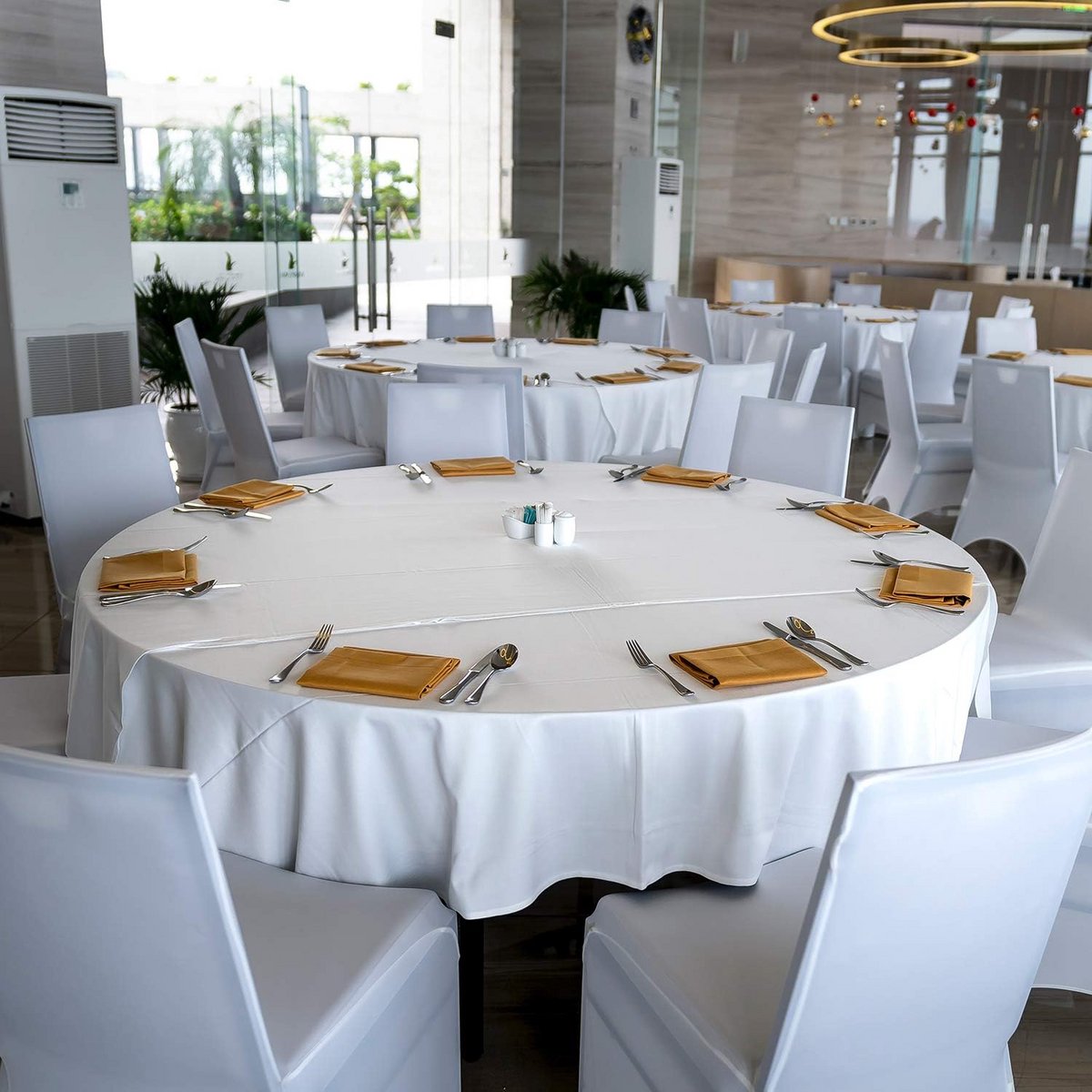 Rond Damast Tafelkleed met Elegant Swirl Patroon voor Diner en Feesten