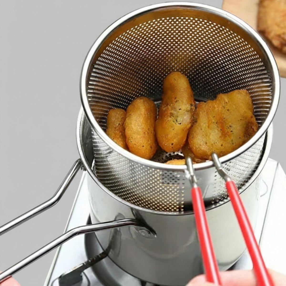Roestvrijstalen friteuse met frituurmand