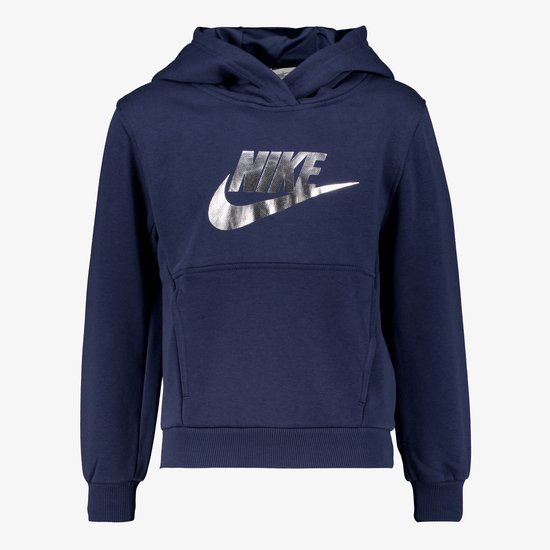 Sweat à capuche Nike bleu marine avec capuche, manches longues, logo Nike argenté sur la poitrine et une poche kangourou.