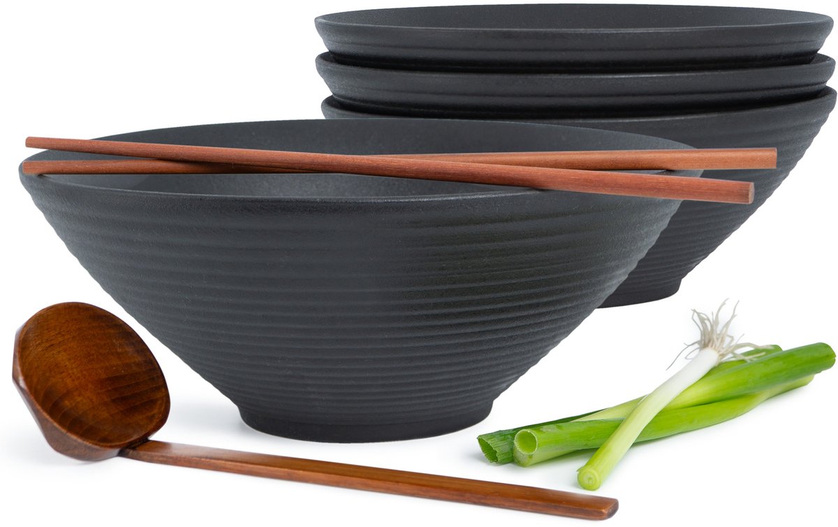 Moritz & Moritz 4-delige Ramen Bowl Zwart - voor 4 Persoons met Soeplepels & Eetstokjes