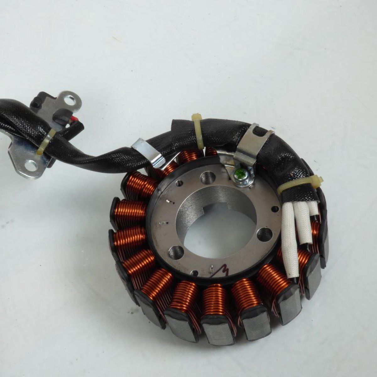 Alternateur SGR pour Scooter Aprilia 125 Scarabeo Light 2009 à 2014 Neuf