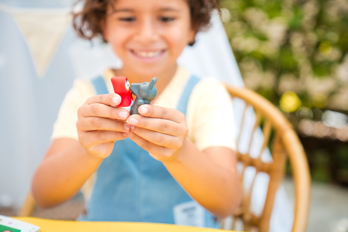 SmartGames Roodkapje - Logisch Denkspel voor Kleuters & Kinderen - 48 Betoverende Opdrachten - Met Roodkapje Prentenboek - Educatief Solospel - Vanaf 4 jaar — cadeau in Spellen & Speelgoed - foto 5