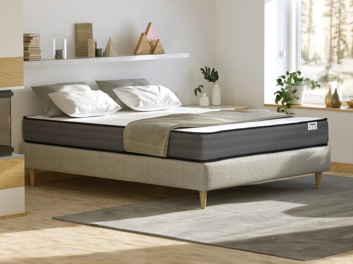 Vente-unique Matras 200 x 200 cm met pocketveren, dikte 20 cm - AMBRACIE van YSMÉE L 200 cm x H 20 cm x D 200 cm