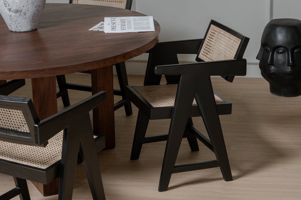 Phillippe design stoel rotan - zwart - Chandigarh stijl - zwarte eetkamerstoel rotan- met armleuning - handgevlochten rotan - hoogwaardig mindi hout - premium kwaliteit