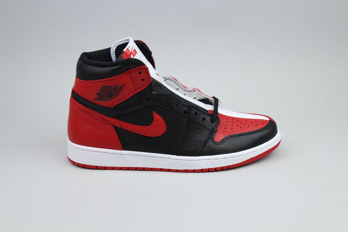 Air Jordan 1 Retro High ‘Homage To Home’ Wit
