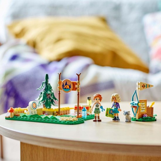 Terrain de tir à l'arc du camp d'aventure LEGO Friends 42622