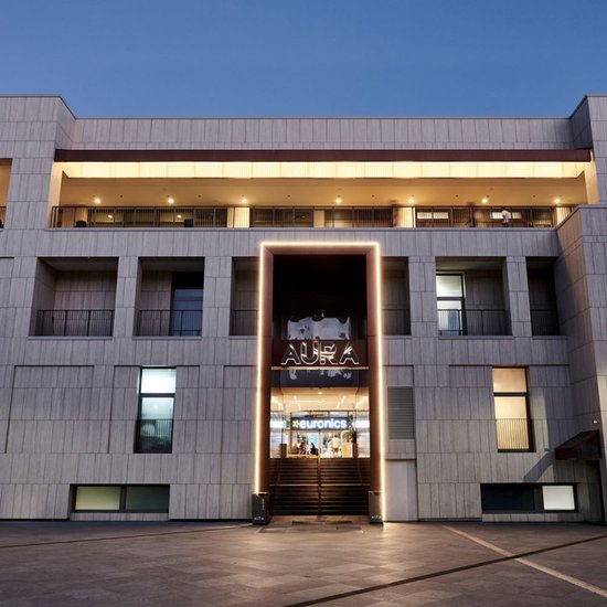 V-tac Raccord Vt-884 Gu10 35w 8,3 x 4,7 Cm Aluminium Zwart