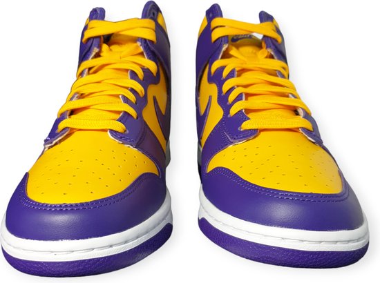 dunk lakers high
