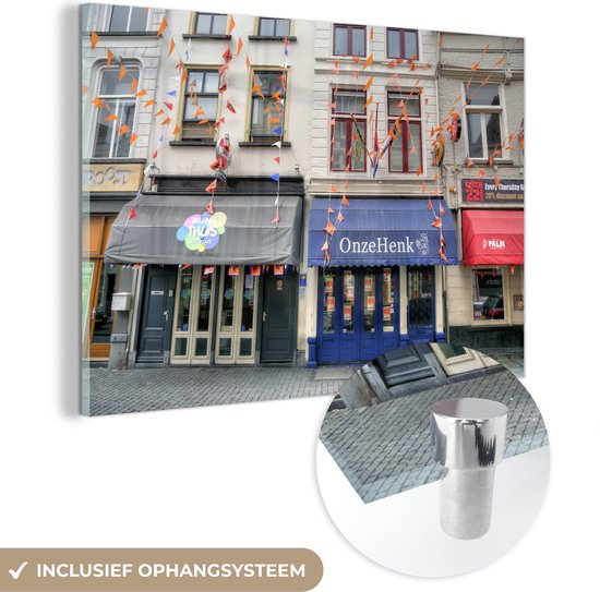 MuchoWow® Glasschilderij 120x80 cm - Schilderij acrylglas - Breda - Nederland - Architectuur - Foto op glas - Schilderijen