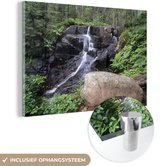 Cascade dans les forêts du parc national de Skuleskogen en Suède Plexiglas 90x60 cm - Tirage photo sur Glas (décoration murale en plexiglas)