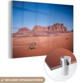 Ciel bleu clair au-dessus du désert rouge en Plexiglas du Wadi Rhum 30x20 cm - petit - Tirage photo sur Glas (décoration murale en plexiglas)