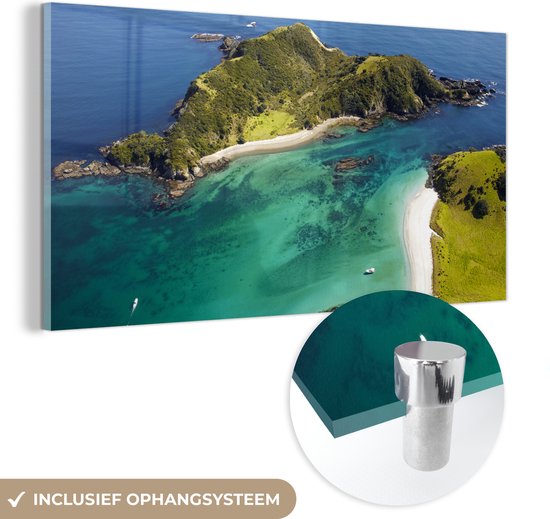 MuchoWow® Glasschilderij 120x60 cm - Schilderij acrylglas - Kleurrijke natuur bij de Bay of Islands - Foto op glas - Schilderijen