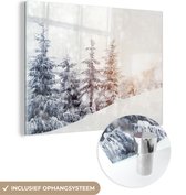 MuchoWow® Glasschilderij 80x60 cm - Schilderij acrylglas - Boom - Sneeuw - Winter - Foto op glas - Schilderijen