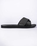 Zwarte Ipanema slipper met gevlochten band, gestippeld voetbed en logo.