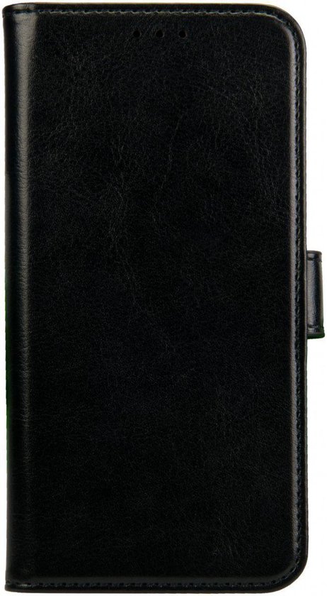 Zwarte lederen telefoonhoes met magneetsluiting.