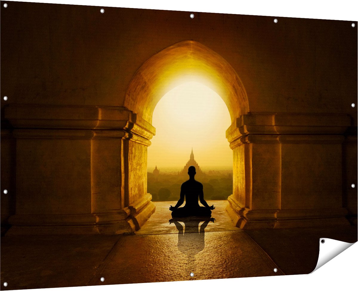 Gards Tuinposter Man Doet Yoga in een Boeddha Tempel - 180x120 cm - Tuindoek - Tuindecoratie - Wanddecoratie buiten - Tuinschilderij Multikleur