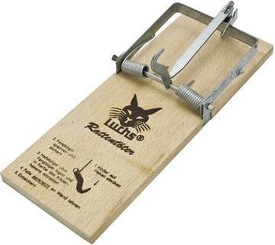 Houten rattenval met metalen veer en valhendel.