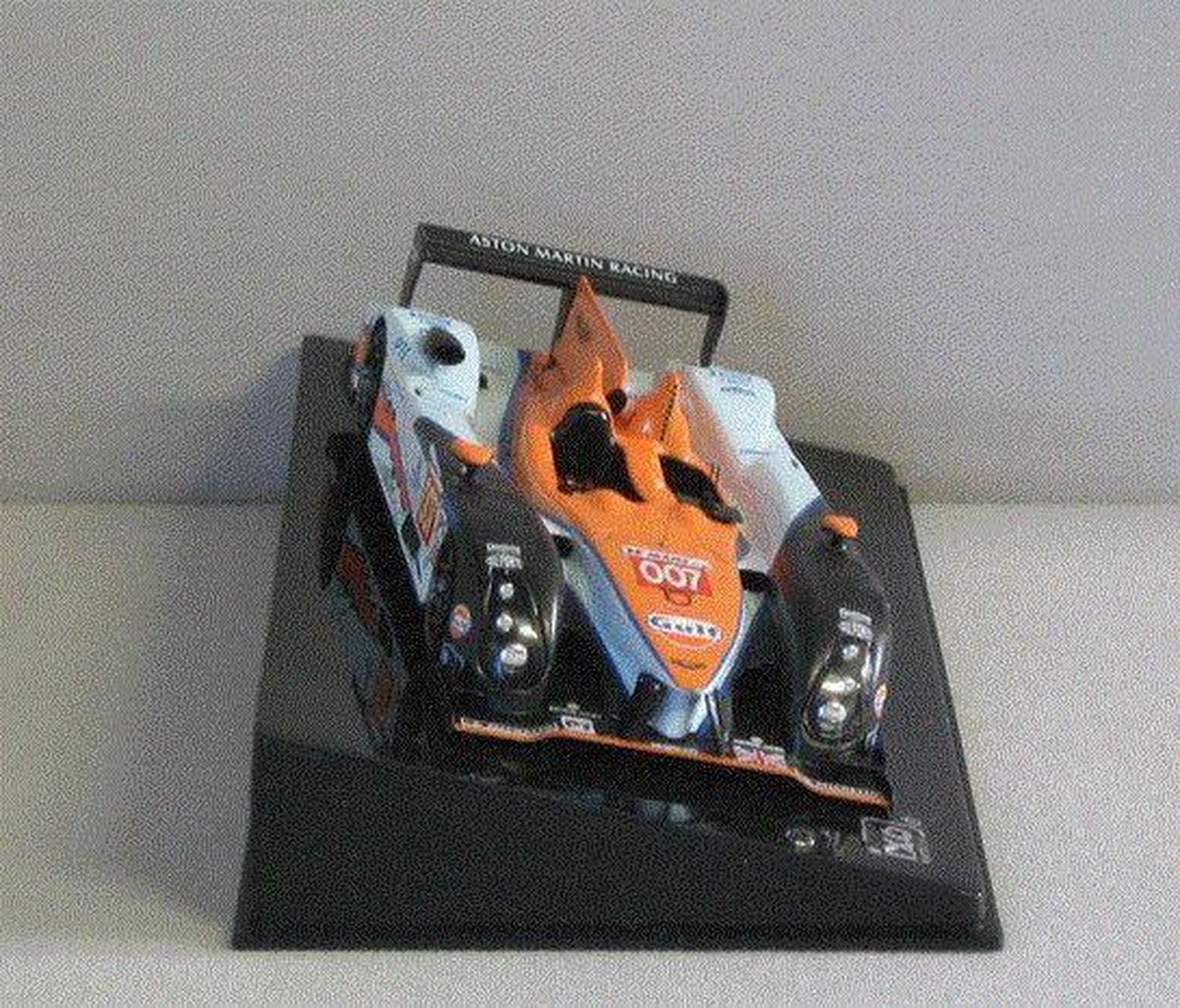 ASTON MARTIN AMR ONE #009 LMP1 LE MANS 2011 PRIMAT