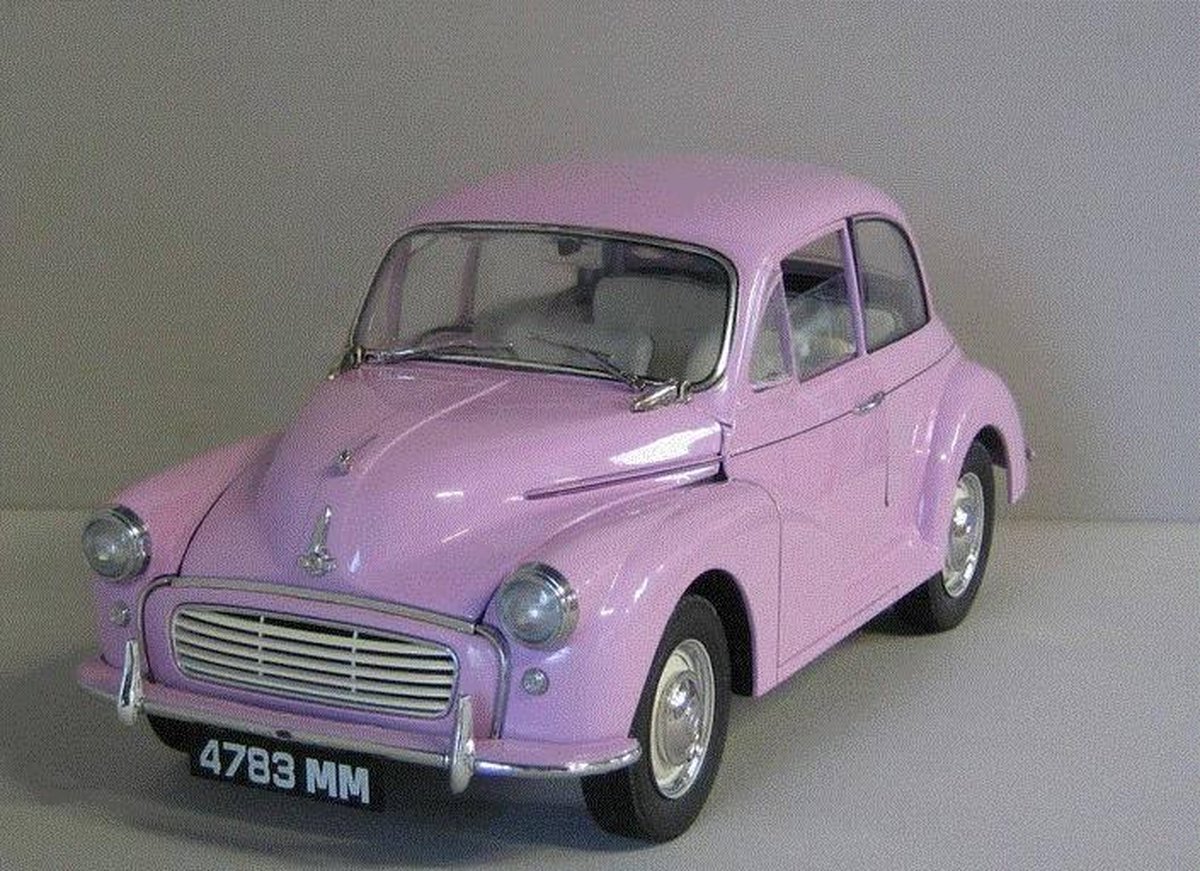 Morris Minor 1000 Saloon 1 Millionth 1960 - 1:12 - Sun Star | bol.