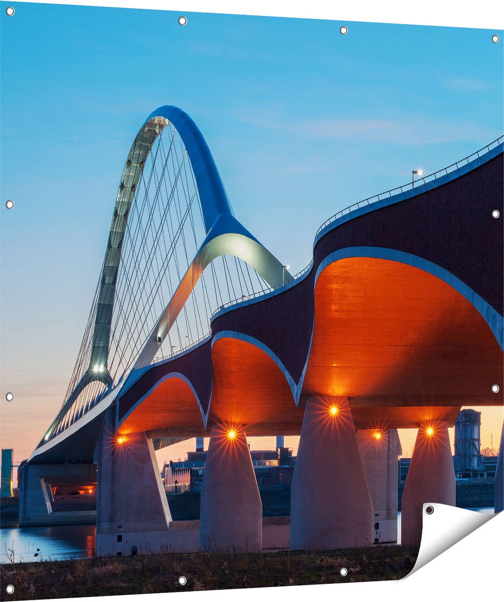 Gards Tuinposter Oversteek Brug in Nijmegen - 120x120 cm - Tuindoek - Tuindecoratie - Wanddecoratie buiten - Tuinschilderij Multikleur