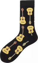 Akyol - Sokken - Sokken met gitaar - muziek leraar - cadeau voor meester - 40-44 - Gitaar spelen - Afscheidscadeau - heren sokken maat 40-44 - leuke Gitaar sokken - Gitaar sokken voor dames en heren - sokken met gitaartjes erop – muziek - cadeau