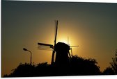 Dibond - Windmolen achter Zonsondergang - 105x70 cm Foto op Aluminium (Met Ophangsysteem)