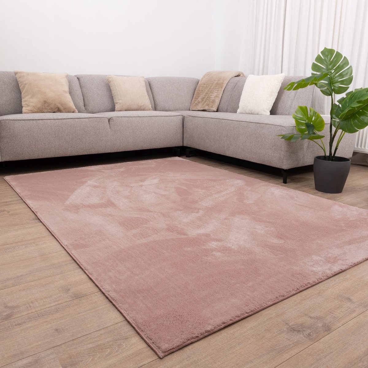 Roze Tapijt Wasbaar Laagpolig Vloerkleed met Anti Slip Koho Soft Comfort Wasbaar op 30° - 80x150cm- Modern - Woonkamer - Salon - Slaapkamer - Eetkamer