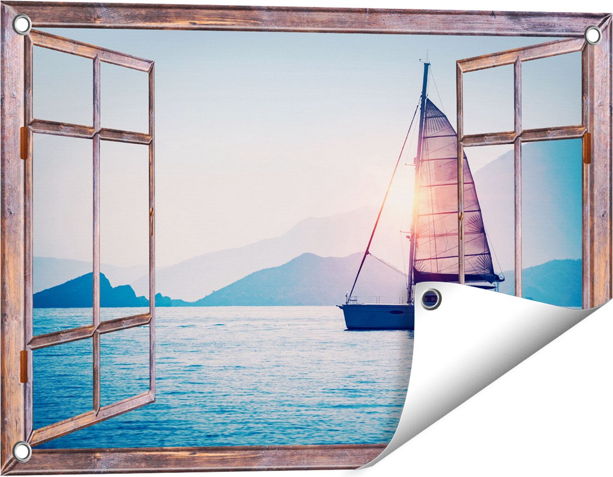 Gards Tuinposter Doorkijk Zeilboot bij Zonsondergang - 60x40 cm - Tuindoek - Tuindecoratie - Wanddecoratie buiten - Tuinschilderij bruin