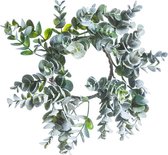 Krans eucalyptus | Ø25 cm | met sneeuw | kunstbloemen | kerststukje