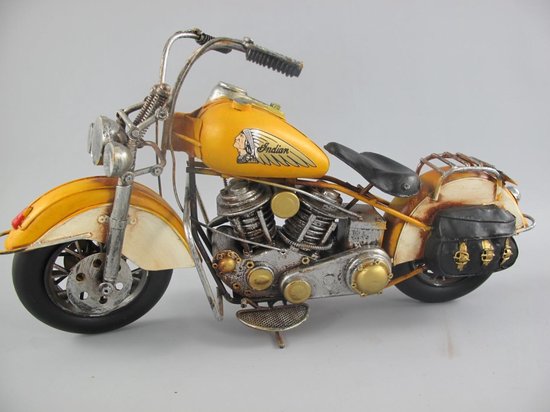 model metaalkunst - antieke motor - geel - 12 cm hoog