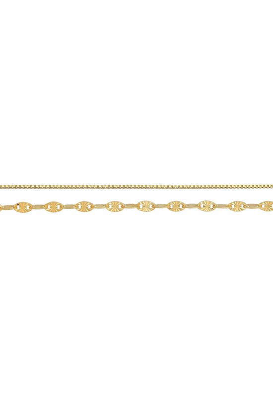 Close-up van een gouden halsketting met fijne schakels en een ketting met platelet schakels.