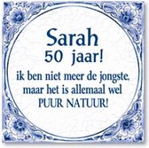 Delft Blue Saying Tile - Sarah 50 ans! Je ne suis plus le plus jeune, mais ça ...