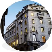 Façade du bâtiment sur la Piazza Meda à Milan feuille de plastique cercle mural