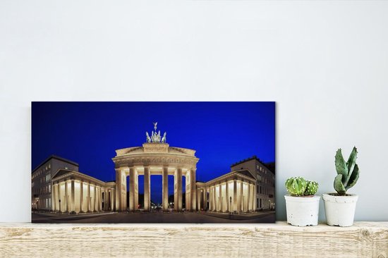 La célèbre porte de Brandebourg dans la capitale allemande Berlin à l'heure bleue Toile 40x20 cm - Tirage photo sur toile (Décoration murale salon / chambre)