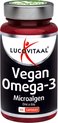 Fles met rode capsules. Zwart label met logo 'LUCOVITAAL', 'Vegan Omega-3 Microalgen', 'One a day', '60 CAPSULES' en vegan keurmerk.