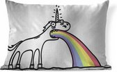 Sierkussens - Kussen - Een illustratie van een eenhoorn die een regenboog uitspuwt - 60x40 cm - Kussen van katoen