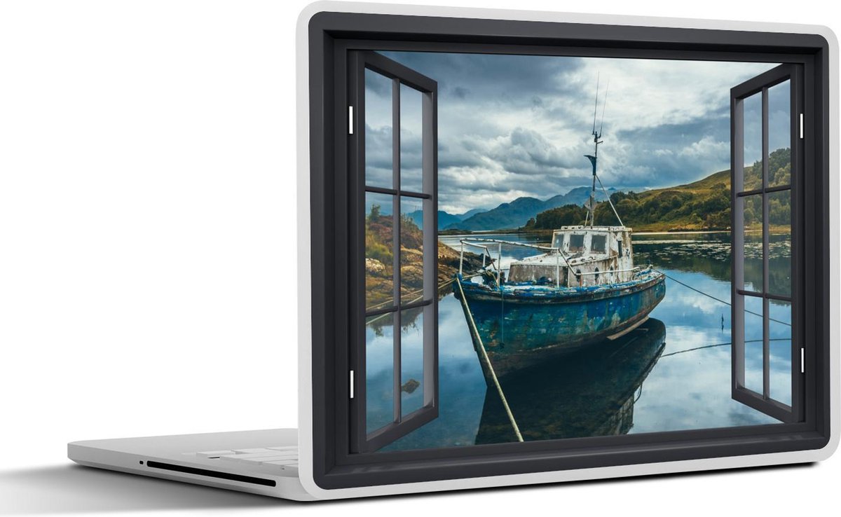 Laptop sticker - 11.6 inch - Doorkijk - Boot - Berg - 30x21cm - Laptopstickers - Laptop skin - Cover